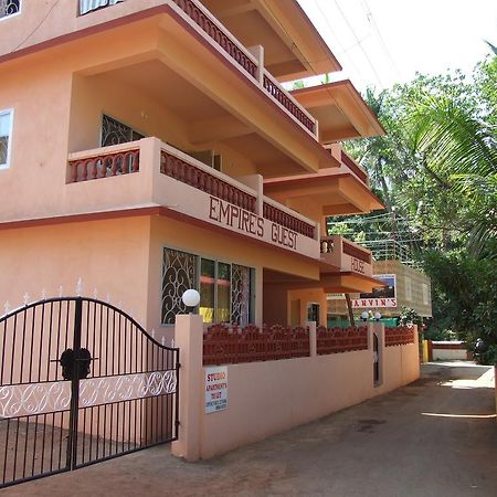 Empire Guest House Calangute Bagian luar foto